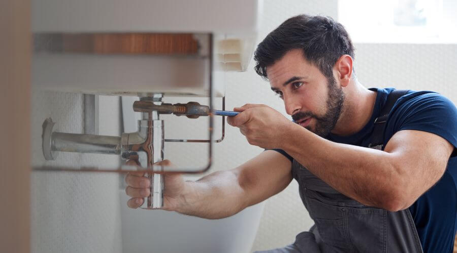 Professional water heater installation services in Roxana, KY
